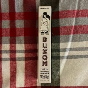 Buxom lipgloss in Dominique! Brand new